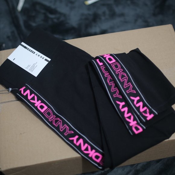 NWT DKNY High-Waist Logo Striped Leggings. - Picture 7 of 10